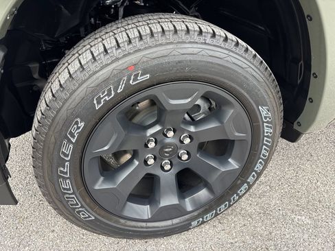 New 2026 RAM 1500 Lone Star AWD/4WD image 31