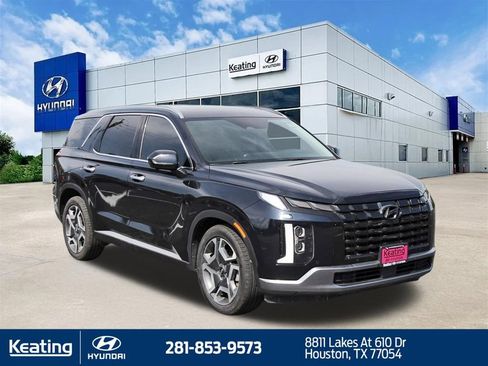 Used 2024 Hyundai Palisade SEL w/ Premium Package FWD image 3