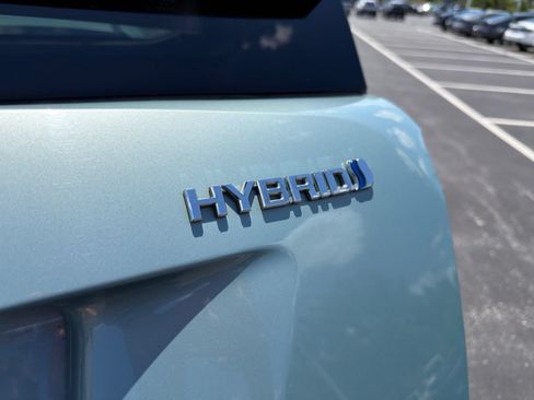 Used 2017 Toyota Prius Three Touring w/ Carpet Mat Package FWD image 30