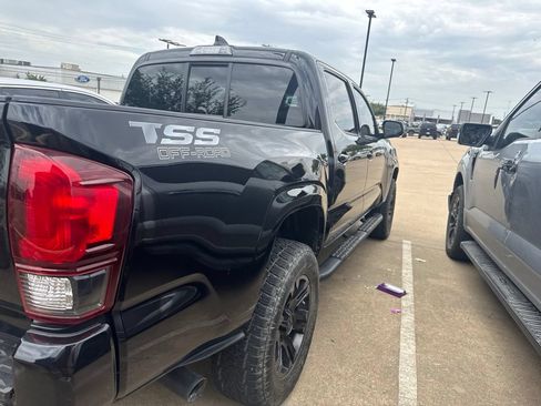 Used 2022 Toyota Tacoma SR w/ SR Convenience Package RWD image 5