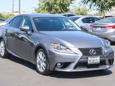 Used 2016 Lexus IS 200t image 5