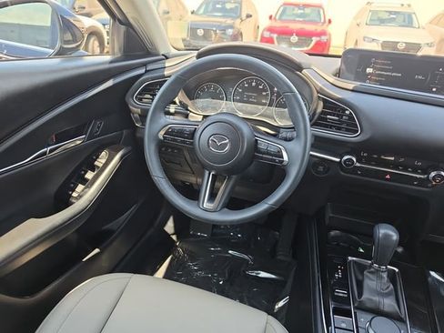 Certified 2025 MAZDA CX-30 AWD 2.5 S w/ Preferred Package image 9