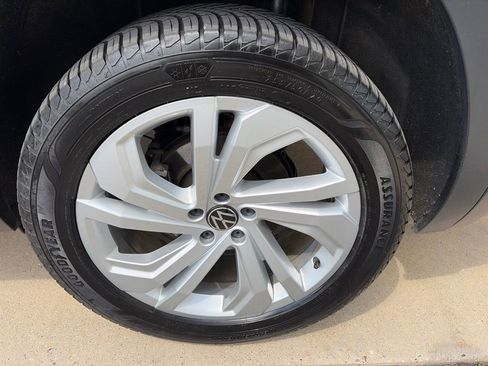 Certified 2023 Volkswagen Atlas SE w/ Panoramic Sunroof Package AWD/4WD image 22