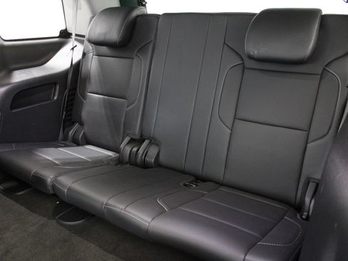 Used 2018 Chevrolet Tahoe Premier AWD/4WD image 23