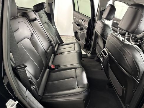 Used 2022 Jeep Grand Cherokee Limited 4xe AWD/4WD image 23
