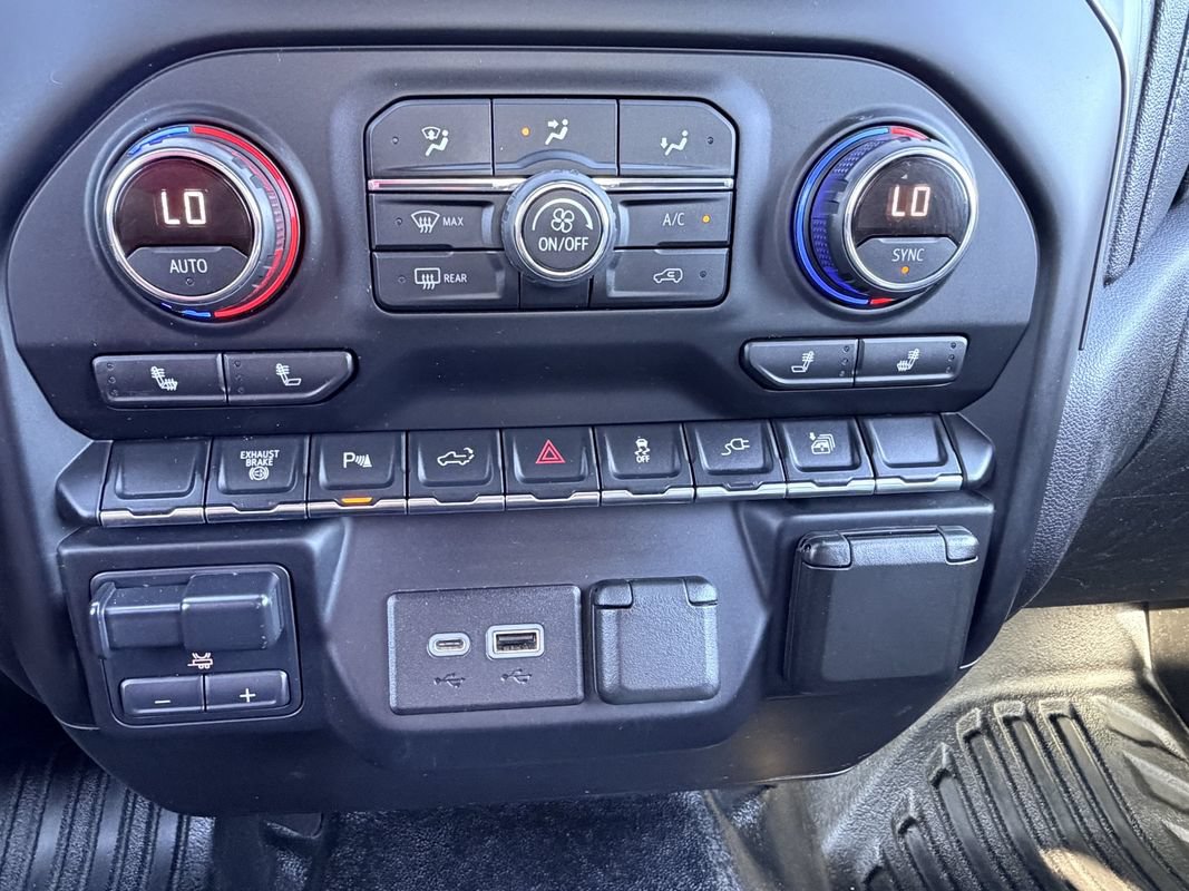 Used 2021 Chevrolet Silverado 3500 LT w/ Fleet Comfort Package AWD/4WD image 32