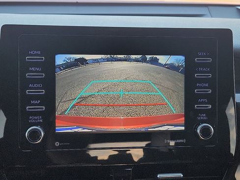 Used 2021 Toyota Camry SE image 8