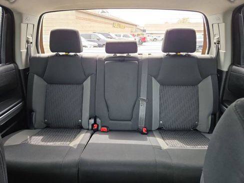 Used 2017 Toyota Tundra SR5 AWD/4WD image 28