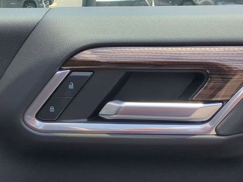 New 2025 Chevrolet Silverado 2500 LT w/ Z71 Chrome Sport Edition image 38