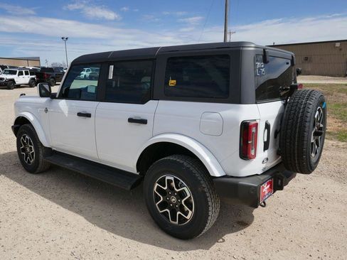New 2026 Ford Bronco Outer Banks AWD/4WD image 7