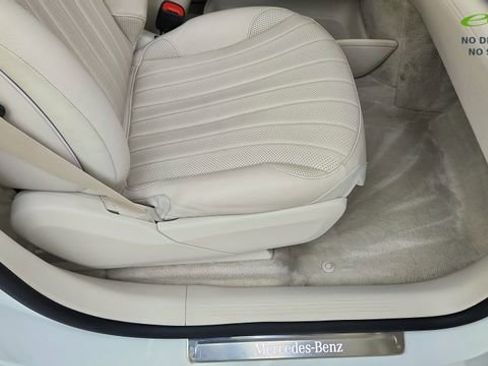 Used 2023 Mercedes-Benz EQS 450+ 4MATIC SUV w/ Exclusive Trim Package image 23