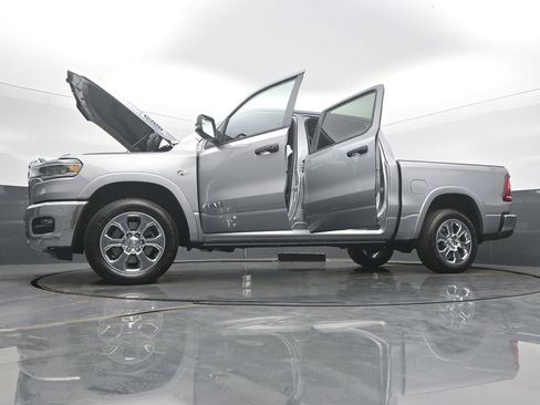 New 2026 RAM 1500 4x4 Crew Cab image 59