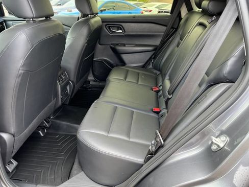 Used 2025 Nissan Rogue SL w/ SL Premium Package AWD/4WD image 15