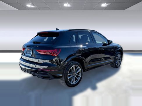 Certified 2025 Audi Q3 2.0T Premium w/ Convenience Package image 21