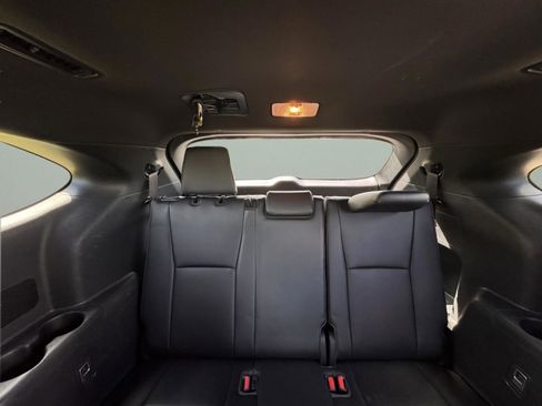 Used 2023 Toyota Highlander XSE AWD/4WD image 10