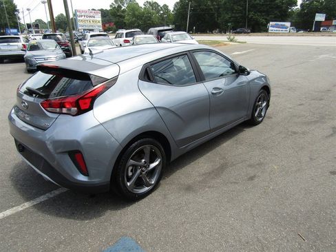 Used 2020 Hyundai Veloster 2.0 FWD image 8