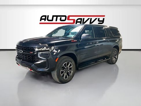 Used 2023 Chevrolet Suburban Z71 w/ Luxury Package image 3