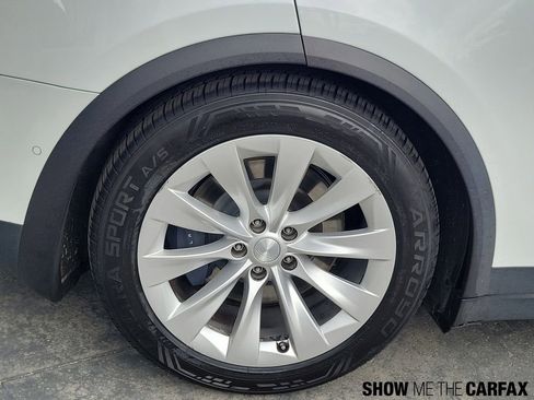 Used 2018 Tesla Model X 75D AWD/4WD image 5