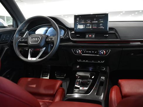 Certified 2025 Audi SQ5 Premium Plus w/ Premium Plus Package image 21
