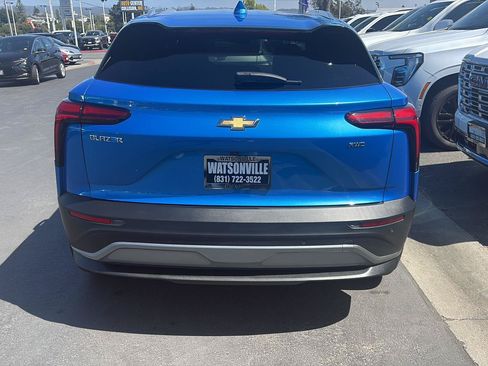 Used 2024 Chevrolet Blazer EV LT AWD/4WD image 4