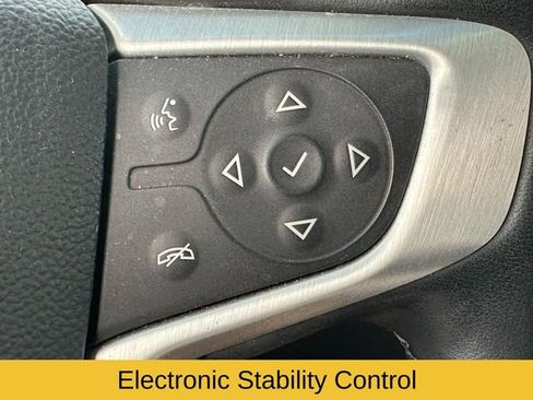 Used 2023 GMC Terrain SLT image 24