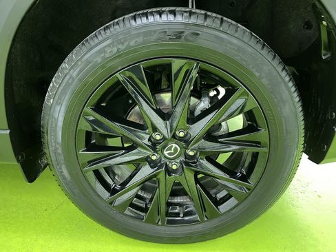 Used 2024 MAZDA CX-5 Carbon Edition image 16