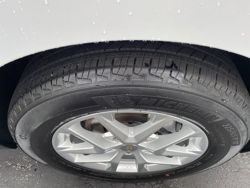 Used 2022 Chevrolet Equinox LT image 27