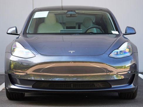 Used 2023 Tesla Model 3 Standard Range RWD image 7