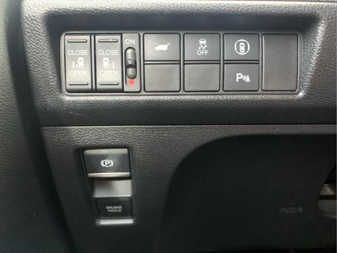 Used 2022 Honda Odyssey Elite image 30