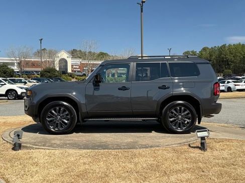 Used 2024 Toyota Land Cruiser w/ Premium Package image 4