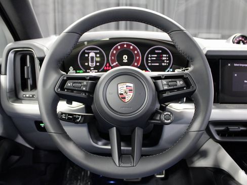 New 2026 Porsche Cayenne S image 27