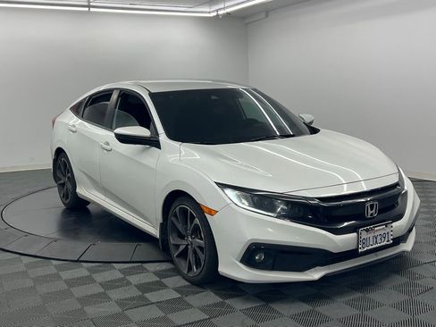 Used 2020 Honda Civic Sport image 2