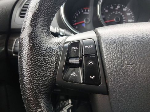 Used 2012 Kia Sorento EX FWD image 16