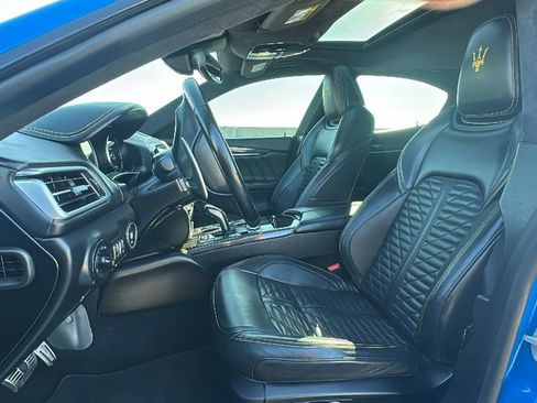 Used 2022 Maserati Ghibli F Tributo RWD image 4