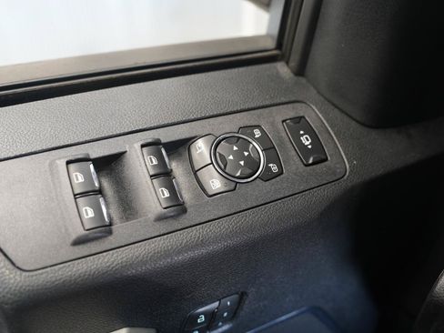 Used 2019 Ford F250 Lariat w/ Lariat Ultimate Package AWD/4WD image 29