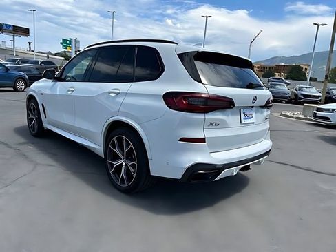 Used 2022 BMW X5 xDrive45e w/ M Sport Package AWD/4WD image 5