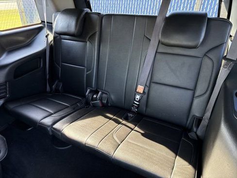 Used 2017 GMC Yukon SLT w/ Open Road Package RWD image 14
