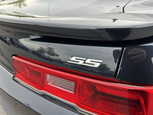 Used 2014 Chevrolet Camaro SS RWD image 10