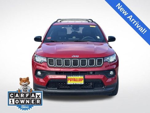 Used 2023 Jeep Compass Latitude AWD/4WD image 3