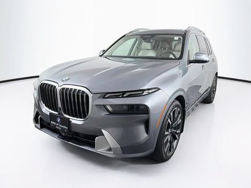 Used 2024 BMW X7 xDrive40i AWD/4WD image 3