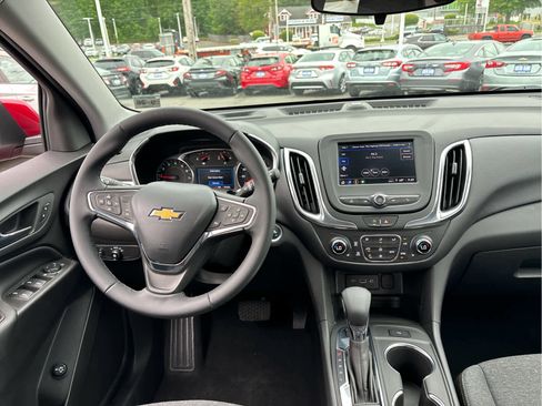 Certified 2024 Chevrolet Equinox LT w/ LPO, Floor Liner Package AWD/4WD image 19