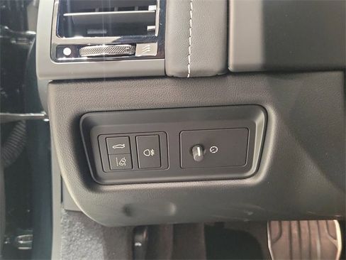 New 2024 Jaguar F-TYPE R image 18