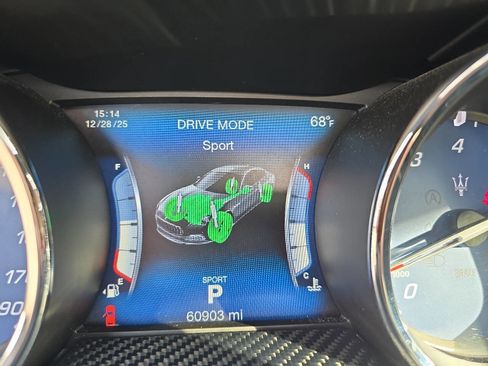 Used 2017 Maserati Quattroporte S GranSport image 49