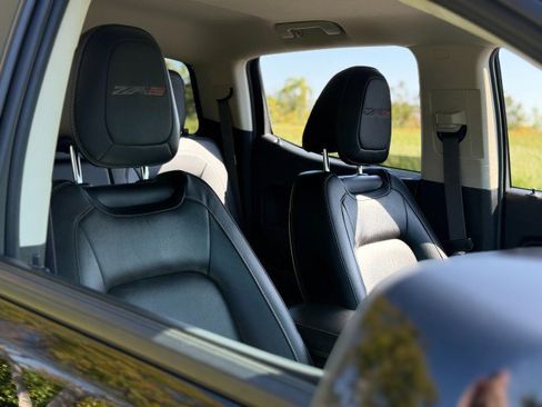Used 2022 Chevrolet Colorado ZR2 image 26
