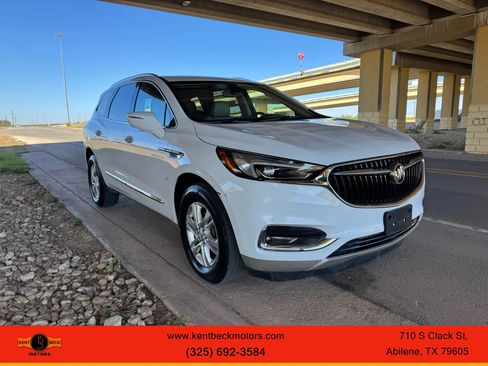 Used 2020 Buick Enclave Essence image 1