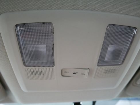 Used 2017 MAZDA MAZDA3 Sport image 33