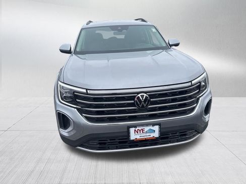 New 2026 Volkswagen Atlas SE image 8