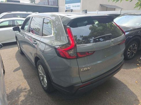 Used 2024 Honda CR-V EX-L image 3