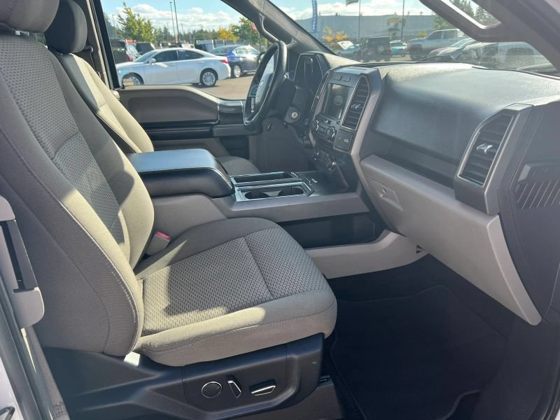 Used 2018 Ford F150 XLT w/ Equipment Group 302A Luxury AWD/4WD image 7