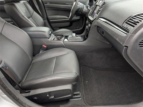 Used 2023 Chrysler 300 S w/ Comfort Group image 28